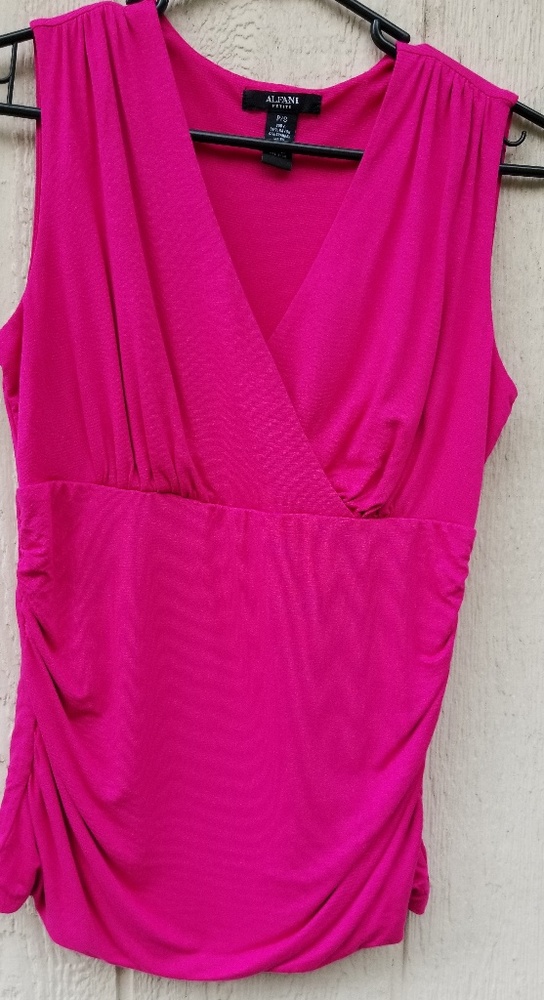 Alfani sleeveless top Size P/S
